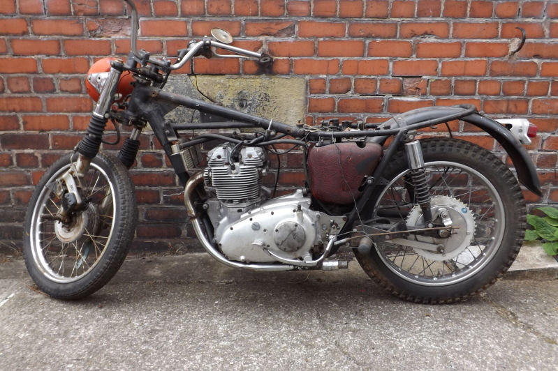 1971 triumph trident