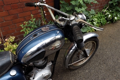 BSA B40 1965