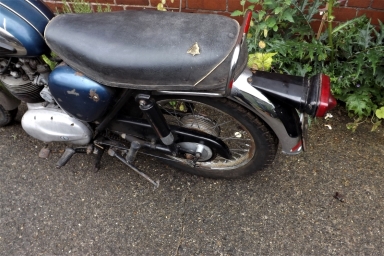 BSA B40 1965
