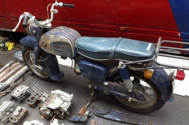 Honda CA95 Benly 150 cc 1965