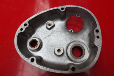 Norton Commando gearbox outer cover