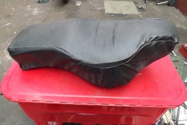 Royal Enfield Bullet dual seat