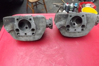 Royal Enfield Interceptor MK 11 cylinder head