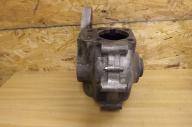 BSA B33 crankcases