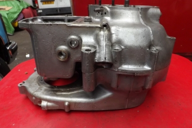 Triumph Bonniville unit crankcases 1968