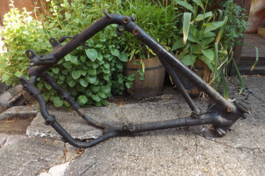 Triumph 150 Trident frame damaged