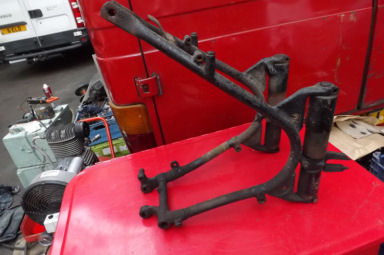 BSA C11 plunger rear frame with plungers