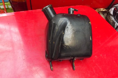 BSA A65 early oiltank