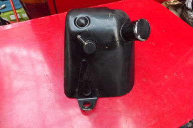 BSA A65 early oiltank