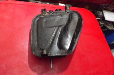 Triumph unit oiltank