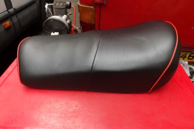 Norton wideline seat