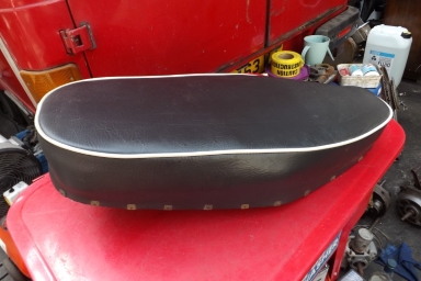 Triumph Tiger cub original seat