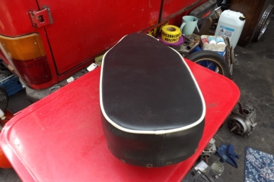 Triumph Tiger cub original seat