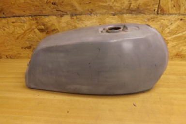 Kawasaki Z 500 petrol Tank