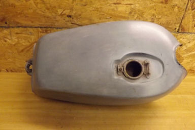 Kawasaki Z 500 petrol Tank