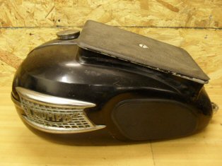 Triumph Tr6p petrol tank