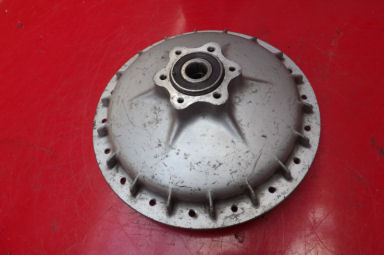 Honda xl250 front hub