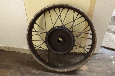 Panther single sided front wheel