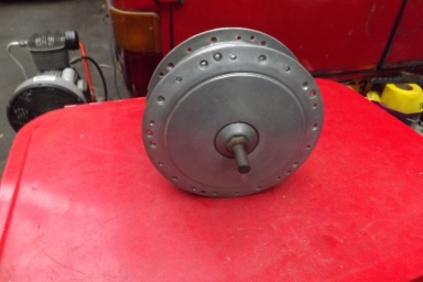 Royal Enfield Continental GT front hub