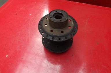 Triumph 3TA-5TA rear hub bolt up type