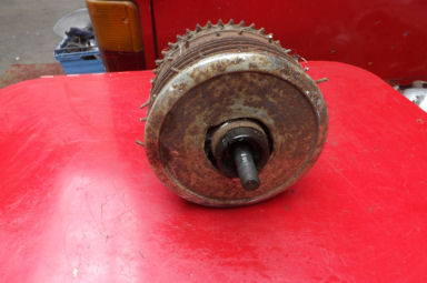 BSA B40 incomplete hub